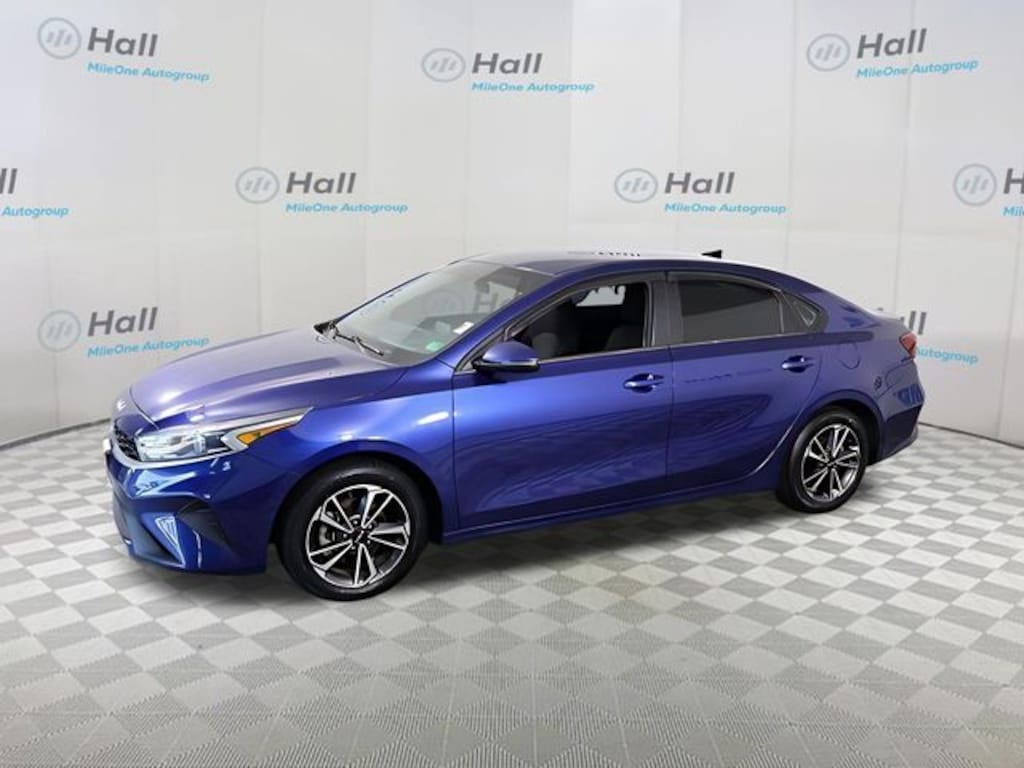 Used 2023 Kia Forte LXS Sedan