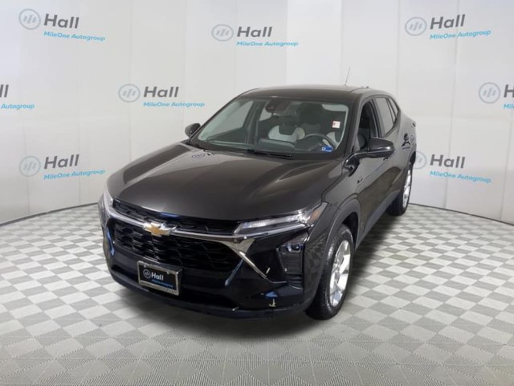 Used 2024 Chevrolet Trax LS SUV