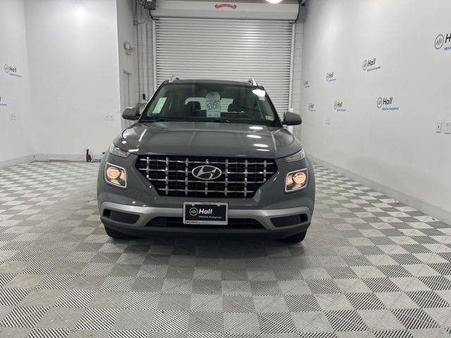 Used 2021 Hyundai Venue SEL with VIN KMHRC8A32MU087688 for sale in Virginia Beach, VA