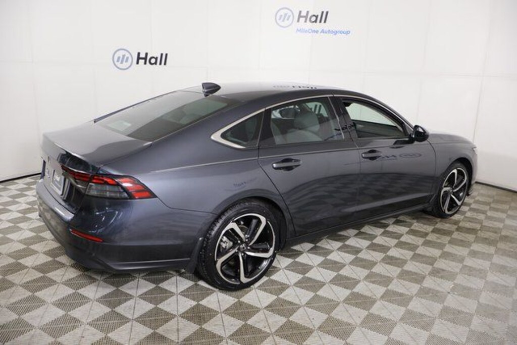 Used 2024 Honda Accord EX Sedan