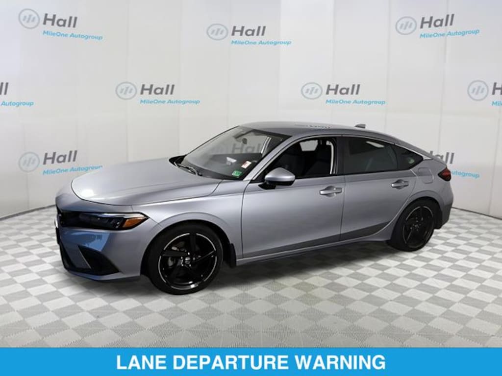 Used 2023 Honda Civic LX Hatchback