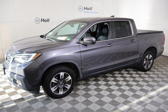 2019 Honda Ridgeline RTL-T's photo