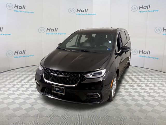 2026 Chrysler Pacifica's photo