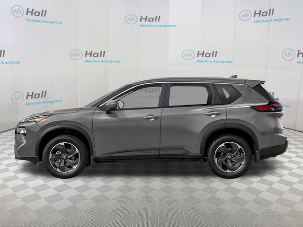 Used 2024 Nissan Rogue SV SUV