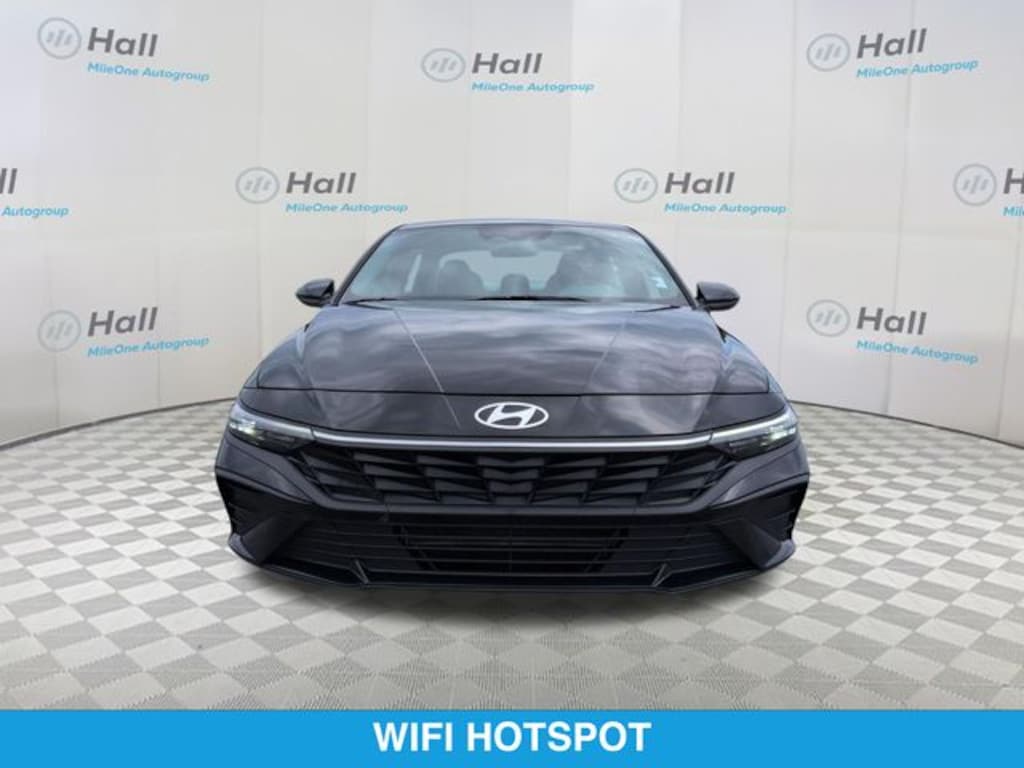 Used 2024 Hyundai Elantra SEL Sedan
