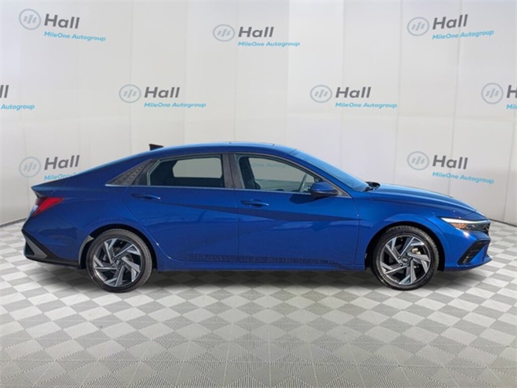 Used 2024 Hyundai Elantra SEL Sedan