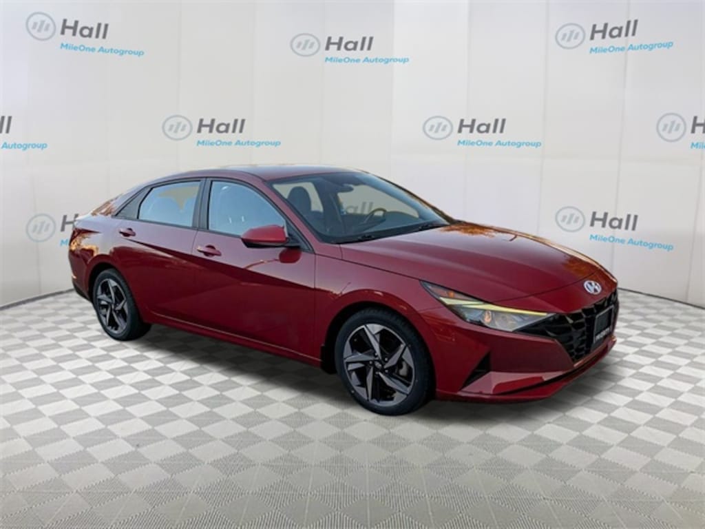 Used 2023 Hyundai Elantra SEL Sedan