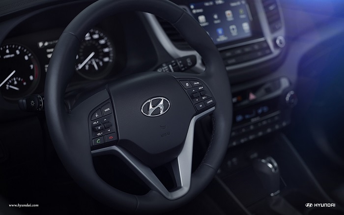 2017-Hyundai-Tucson-Leather-Steering-Wheel.jpg