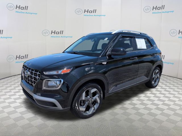 2023 Hyundai Venue SEL IVT's photo