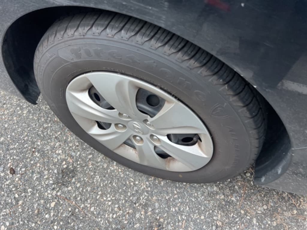 Used 2016 Hyundai Elantra SE Sedan