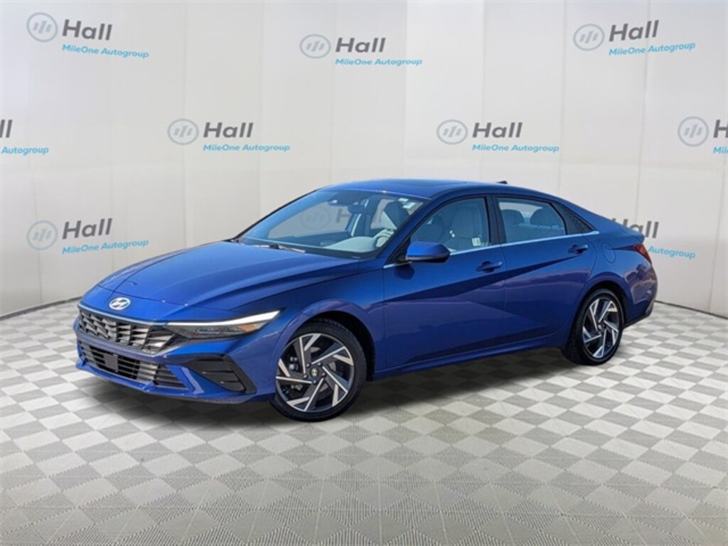 Used 2024 Hyundai Elantra SEL Sedan