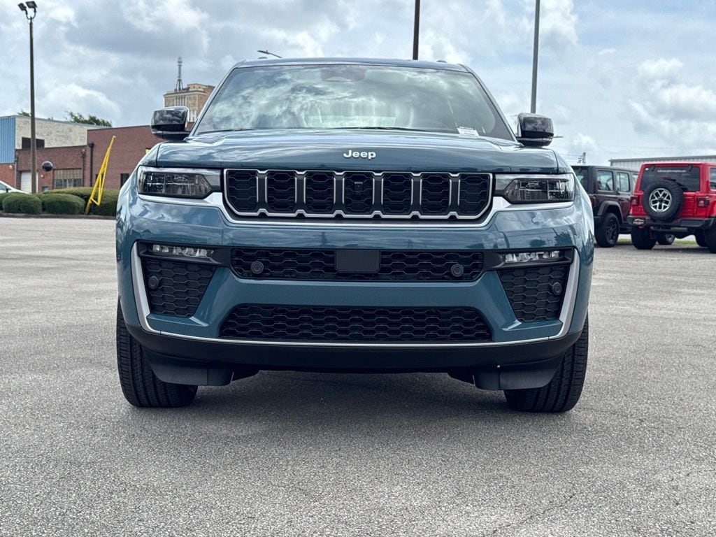 New 2026 Jeep Grand Cherokee L LIMITED 4X4 Sport Utility
