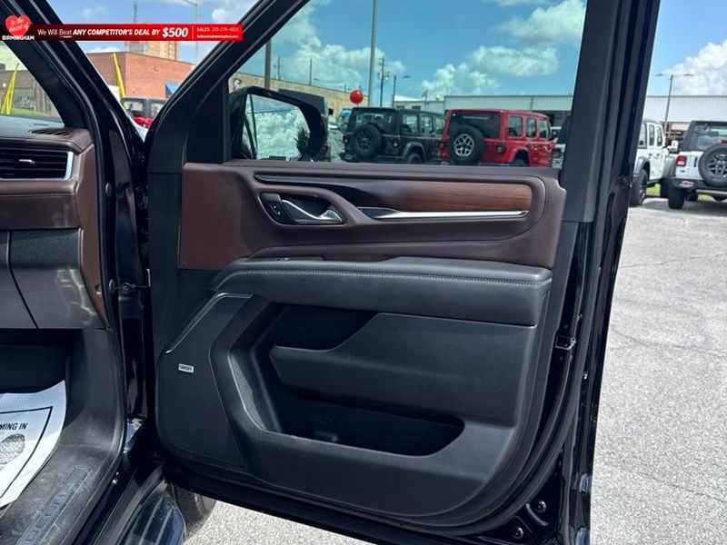2022 GMC Yukon Denali - Photo 21