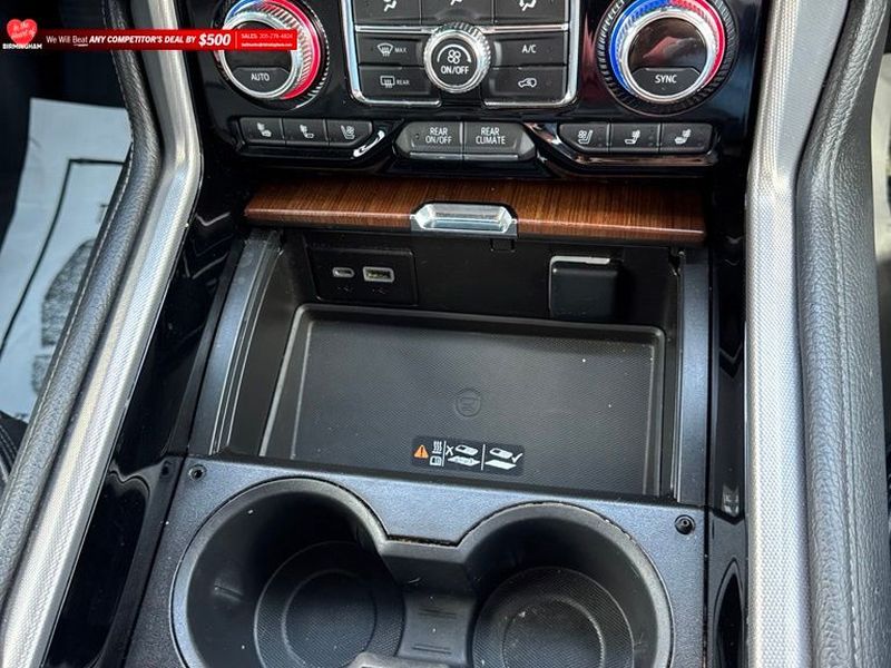 2022 GMC Yukon Denali - Photo 26