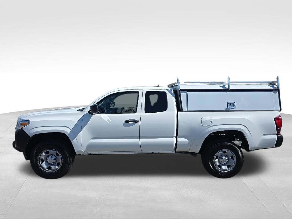2022 Toyota Tacoma SR - Photo 6
