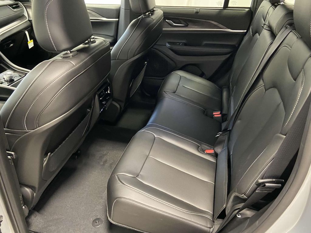 2025 Jeep Grand Cherokee Limited - Photo 11