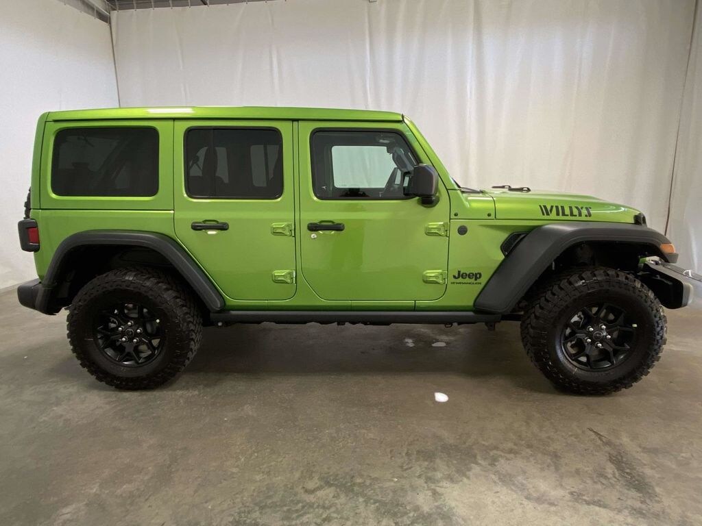 New 2026 Jeep Wrangler 4-DOOR WILLYS Sport Utility