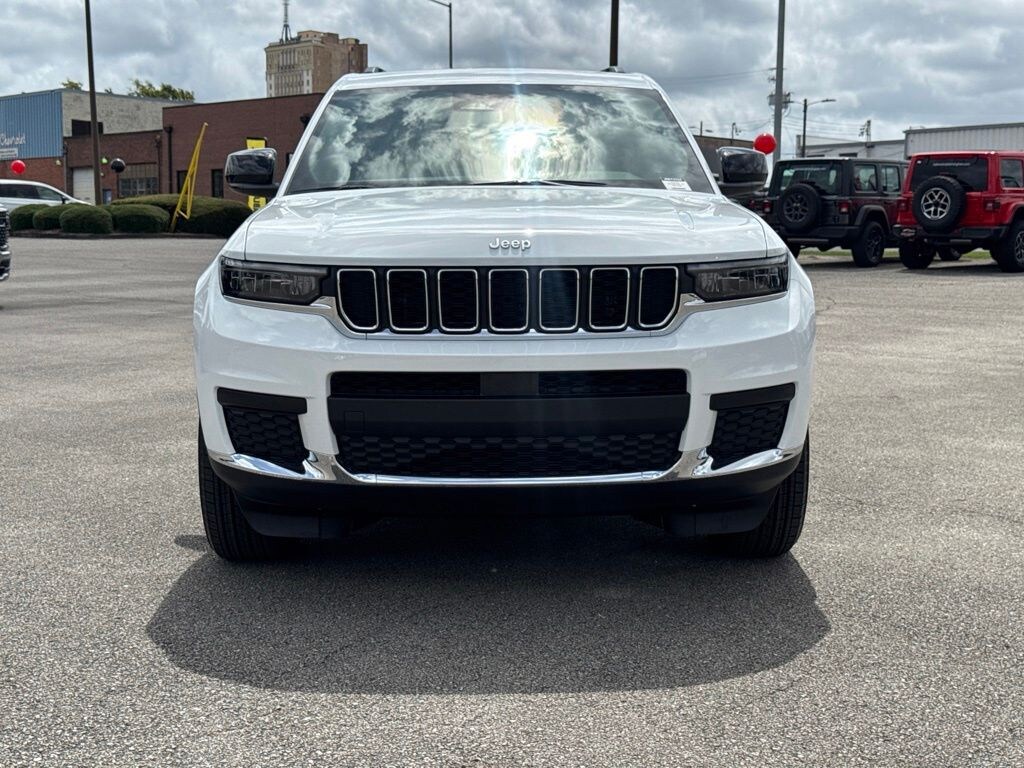 New 2026 Jeep Grand Cherokee L LAREDO 4X2 Sport Utility