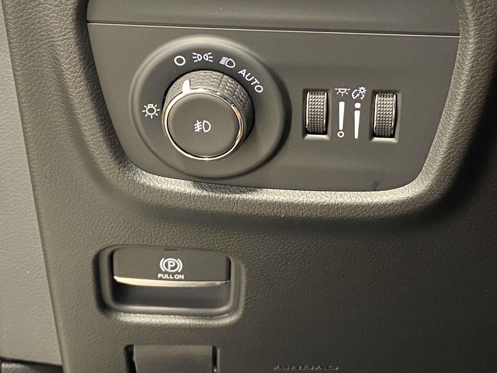 2025 Jeep Grand Cherokee Limited - Photo 21
