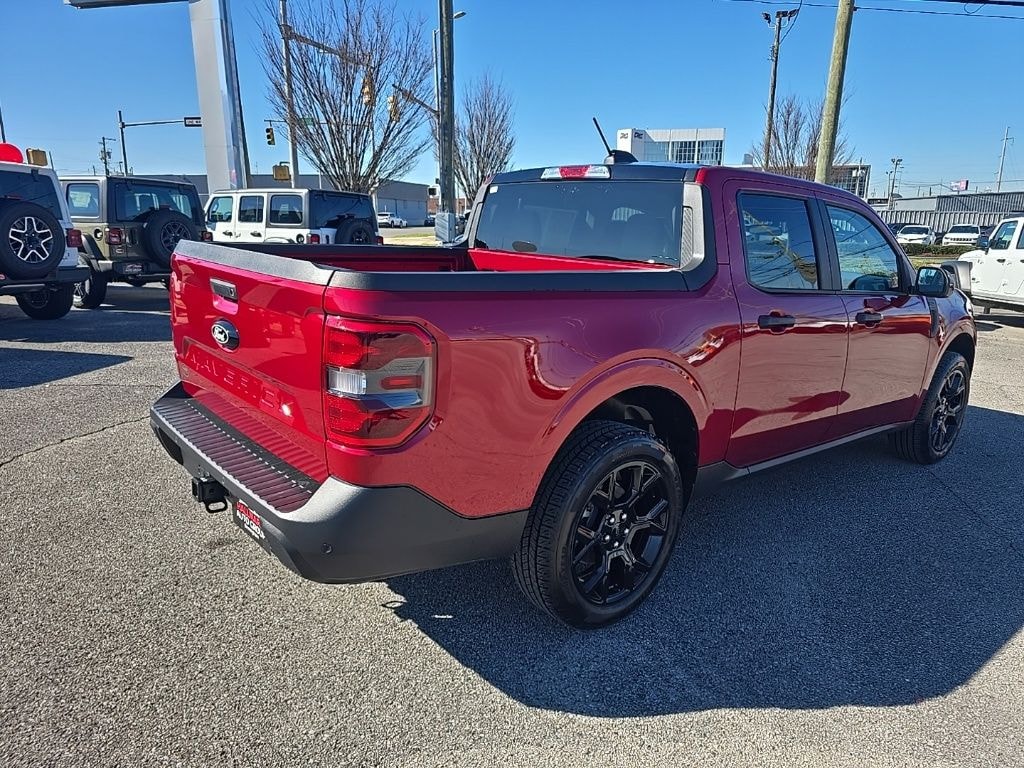 Used 2025 Ford Maverick XLT Truck