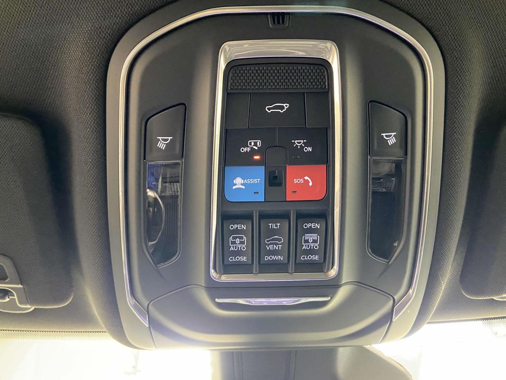 2025 Jeep Grand Cherokee Limited - Photo 20