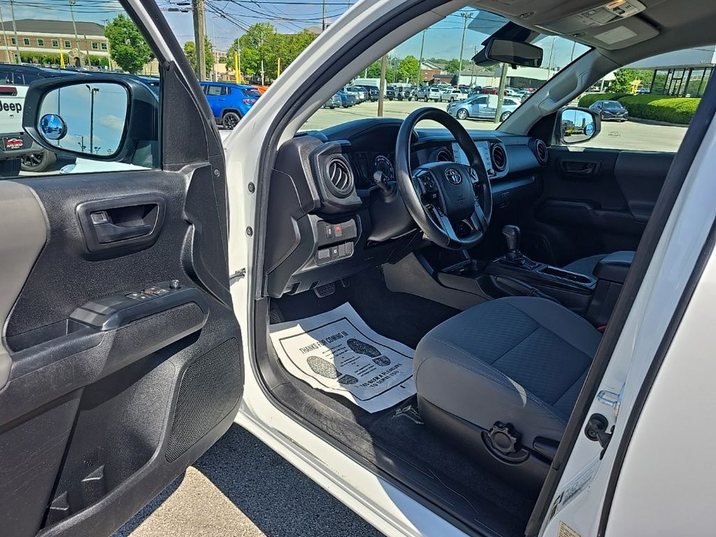 2022 Toyota Tacoma SR - Photo 12