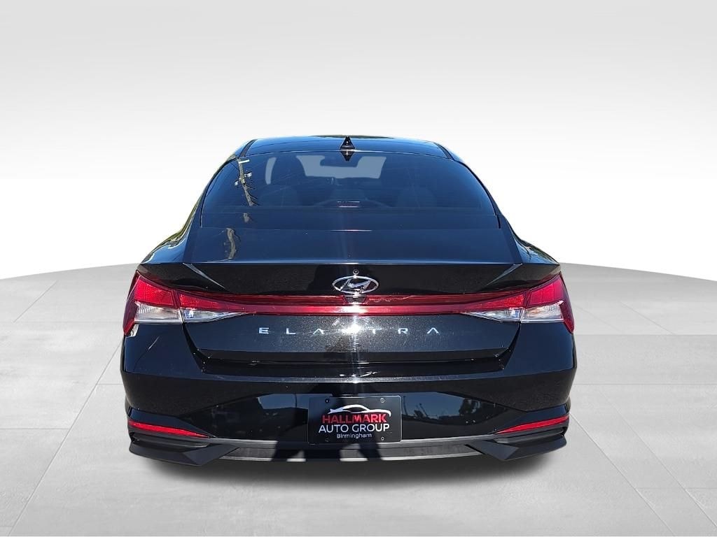 Used 2023 Hyundai Elantra SEL Sedan