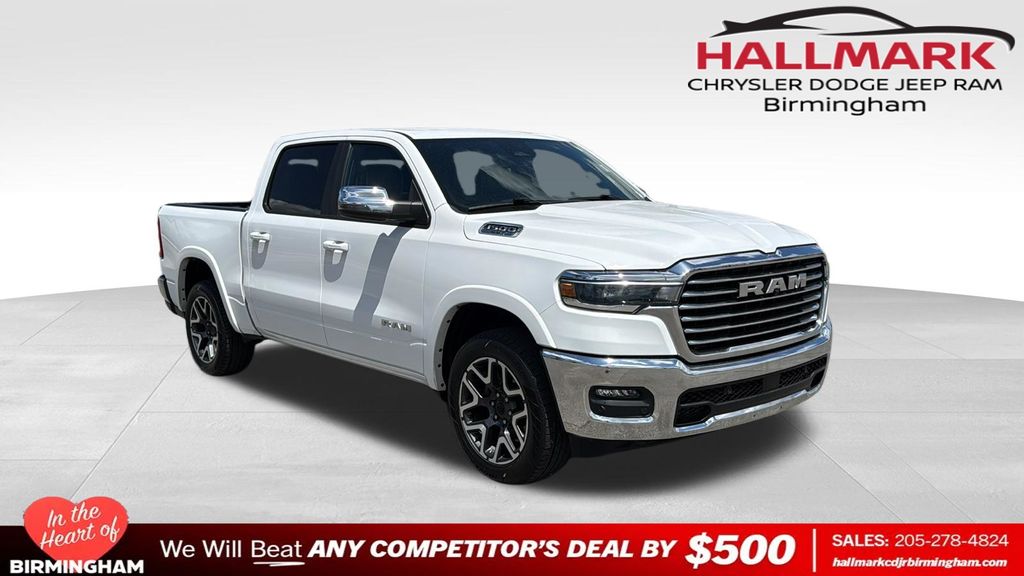 2025 RAM 1500 Laramie 4x4 Crew Cab 5'7's photo