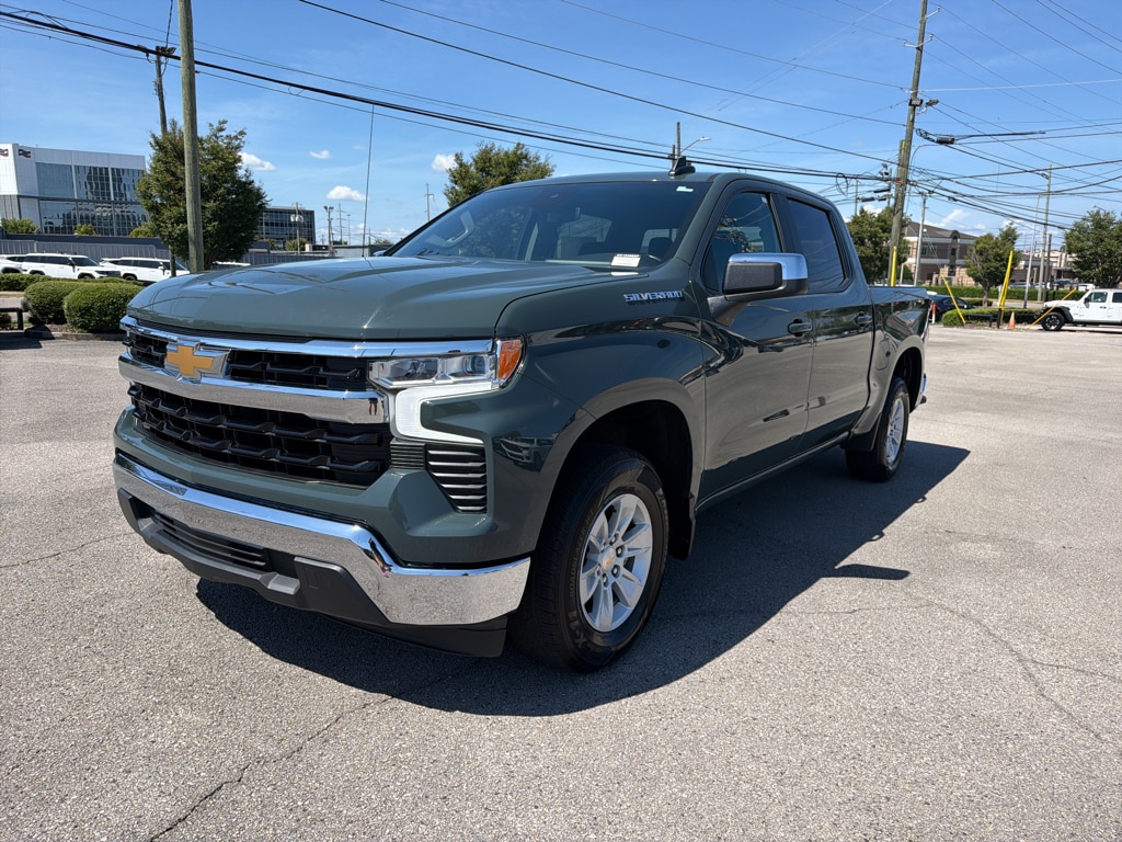 Used 2025 Chevrolet Silverado LT Crew Cab