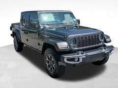 2026 Jeep Gladiator Sahara Pickup