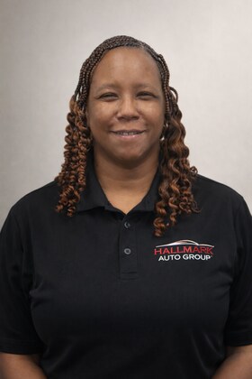 Staff member Yvonne Coleman from ID_9ab723