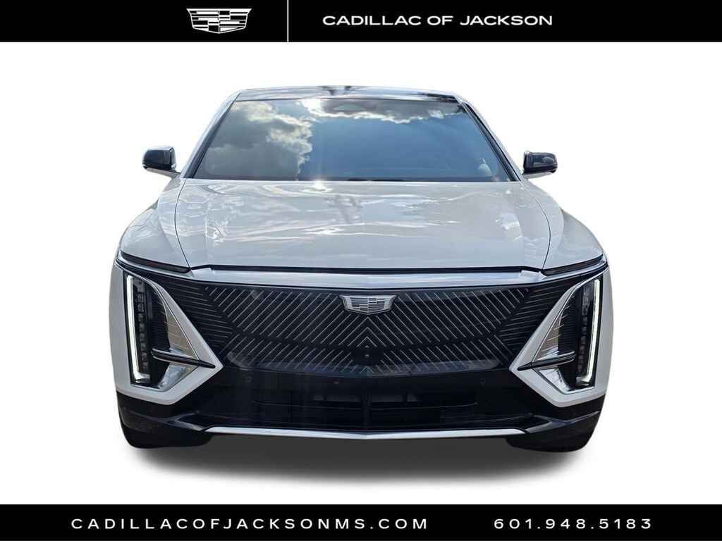 Used 2024 Cadillac Lyriq Luxury SUV