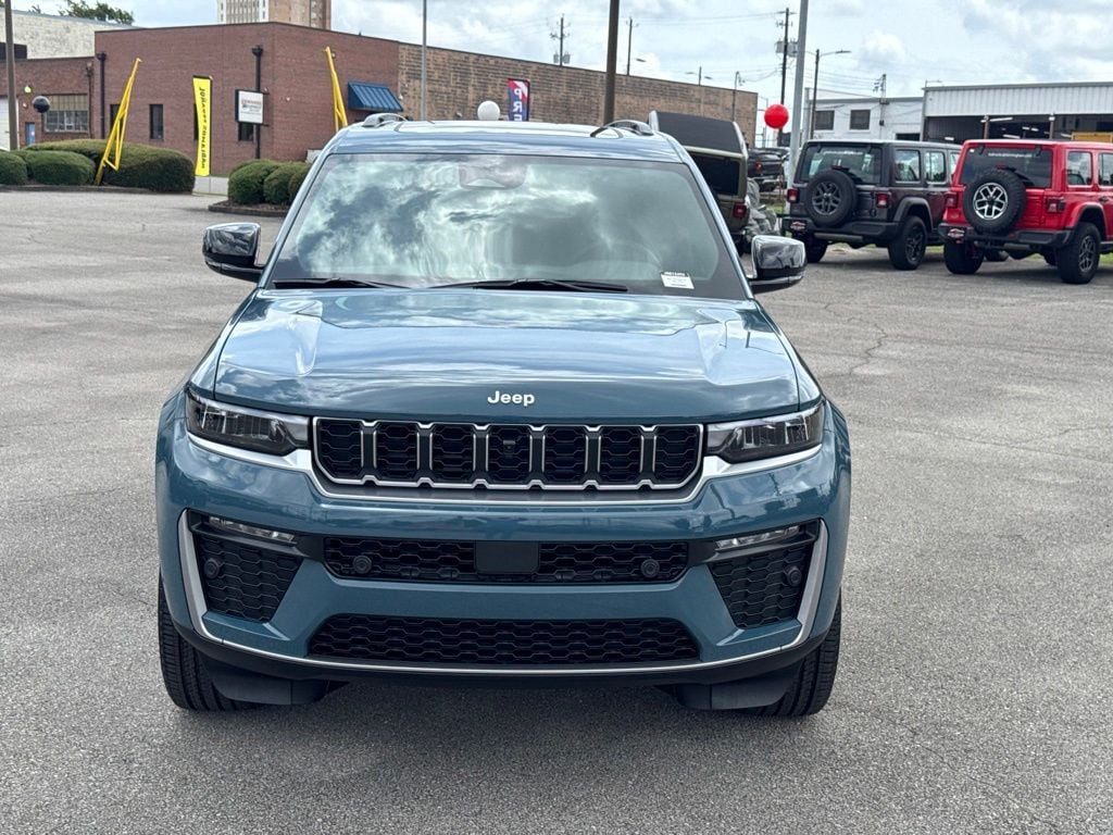 New 2026 Jeep Grand Cherokee L LIMITED 4X4 Sport Utility