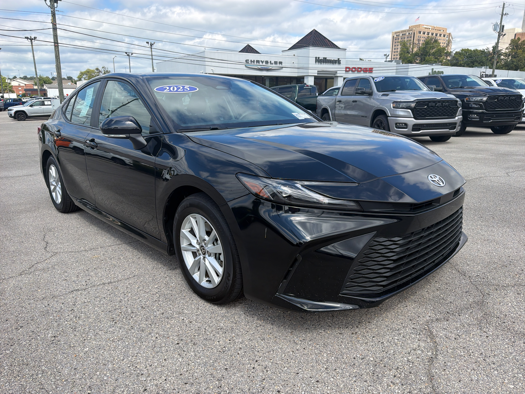 Used 2025 Toyota Camry Hybrid LE Sedan