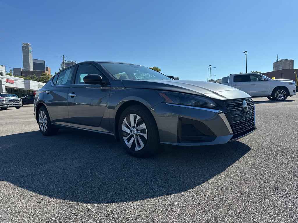 Used 2025 Nissan Altima S Sedan