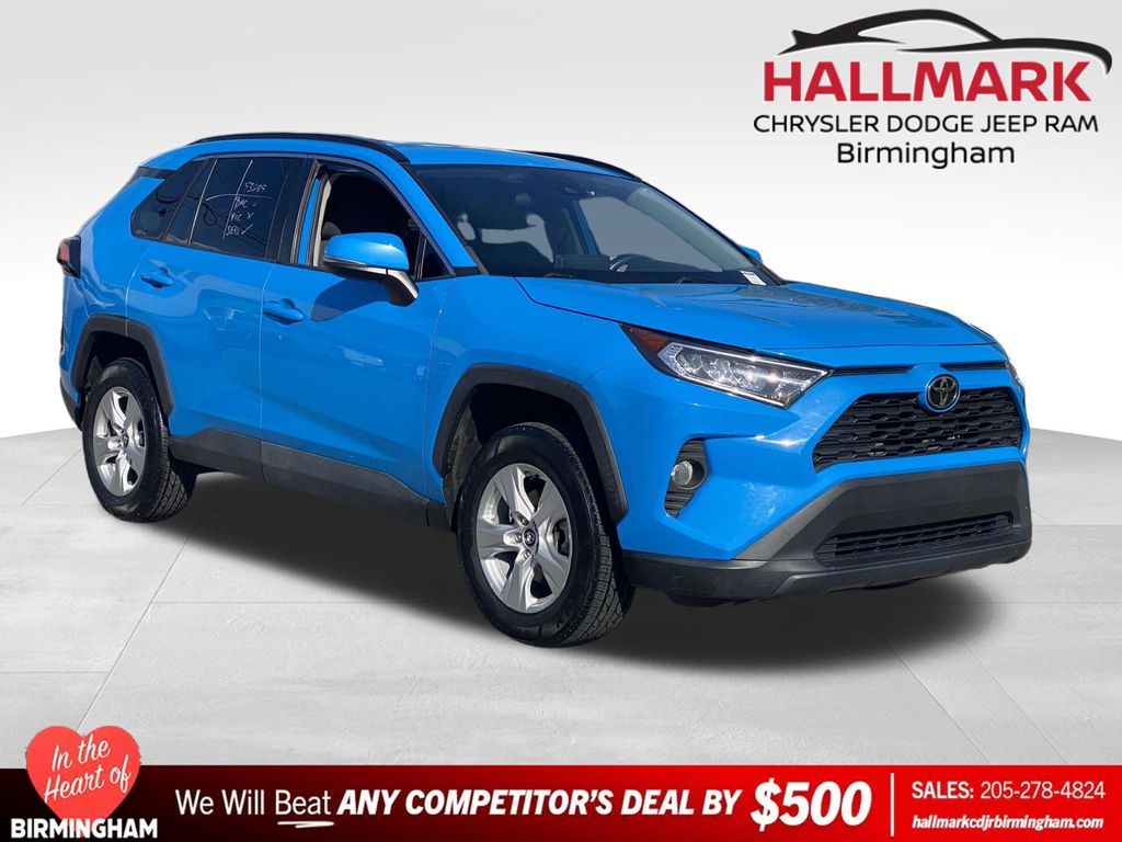 2021 Toyota RAV4 XLE