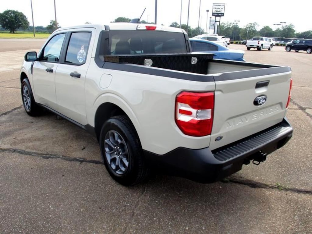Used 2025 Ford Maverick XLT