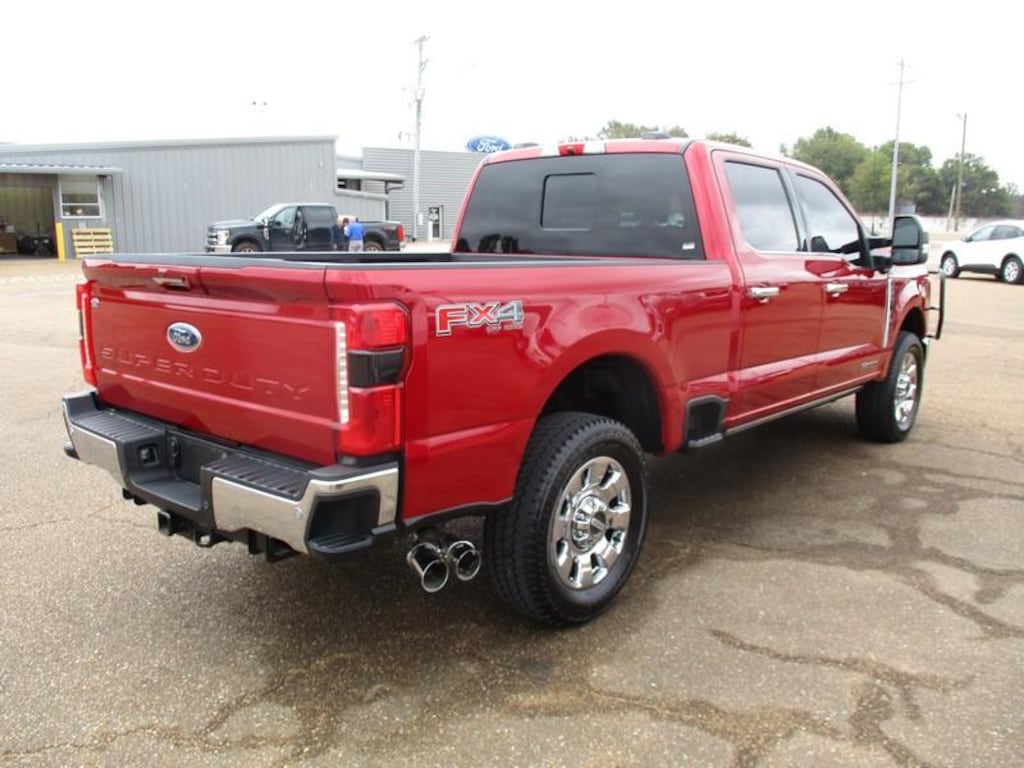Used 2024 Ford F-250 SD Lariat Crew Cab 4WD