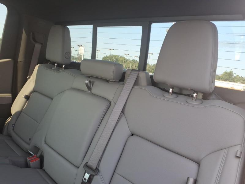 2025 GMC Sierra 1500 SLT - Photo 14