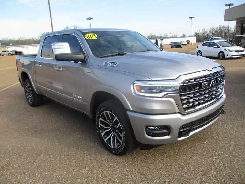 2025 RAM 1500 Limited 4x4 Crew Cab 5'7's photo