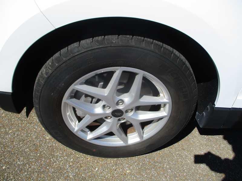 2023 Ford Edge SEL - Photo 26
