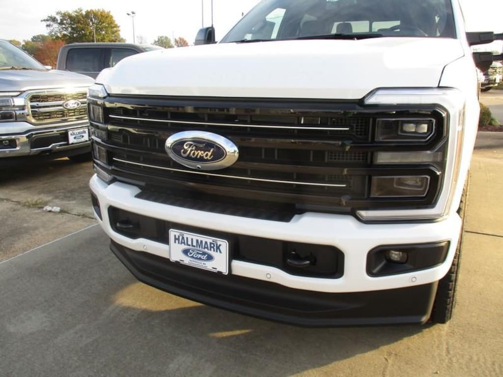 New 2026 Ford F-250 SD Platinum Crew Cab 4WD TRUCK