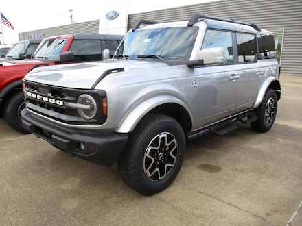 2024 Ford Bronco Outer Banks 4-Door SUV