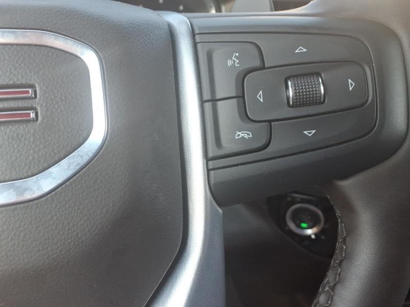 2025 GMC Sierra 1500 SLT - Photo 23