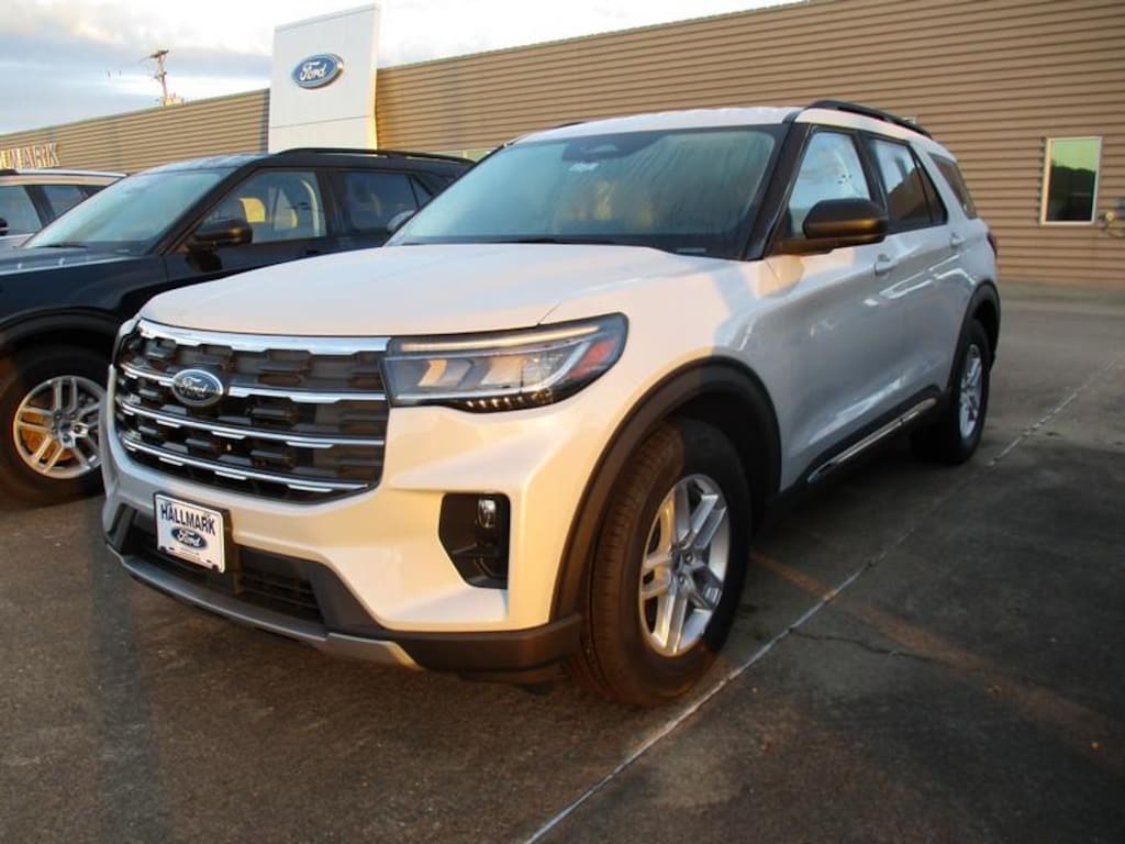 New 2025 Ford Explorer Active SUV