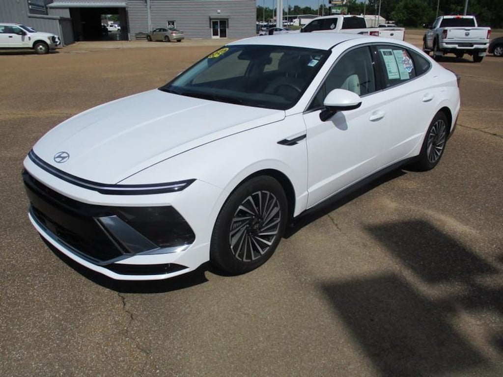 Used 2025 Hyundai Sonata Hybrid SEL