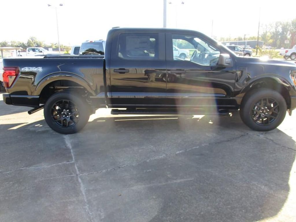New 2025 Ford F-150 STX Supercrew 4WD TRUCK