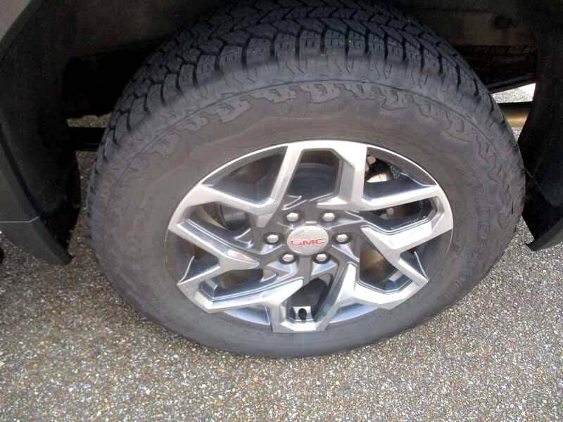 2025 GMC Sierra 1500 SLT - Photo 28