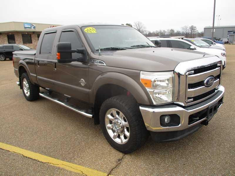 2016 Ford F-250 Super Duty Lariat's photo