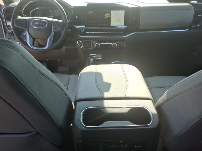 2025 GMC Sierra 1500 SLT - Photo 15